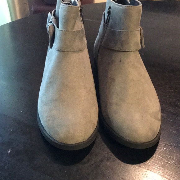 Almost Perfect 5 / Gray Suede Crazy 8 Booties - Picture 3 of 7